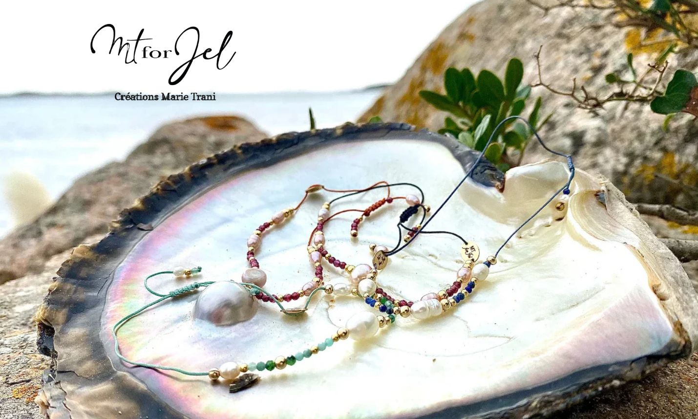 Perla | Perles d'eau douce, pierres fines et or laminé