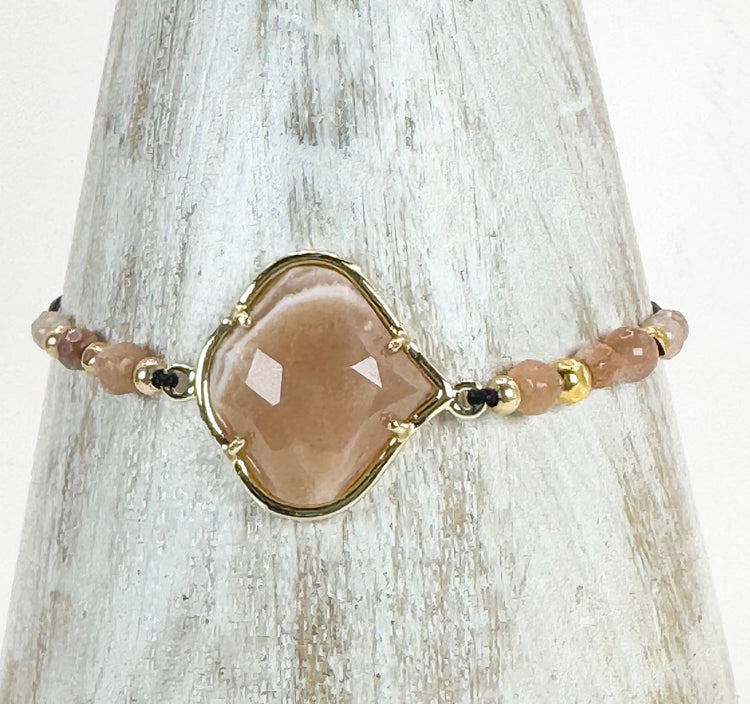 Bracelet PÉTALÉ Vieux rose - Pierre de soleil - MTFORJEL