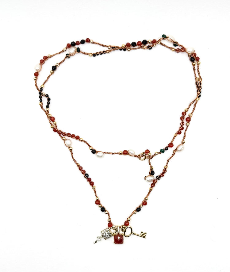 Collier au crochet multi rang LUCCHE | 2 Breloques cadenas, clé & pendentif en pierre naturelle Cornaline - MTFORJEL