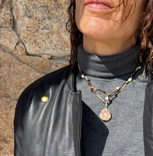 Collier au crochet multi rang GOCCIA | Pendentif  Goutte en pierre naturelle Pierre de soleil - MTFORJEL